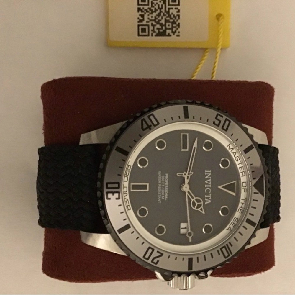 Invicta Black and Silver Men's Watch